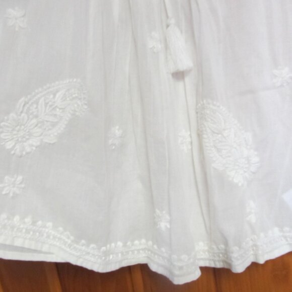 Womens sz M Shirts 100% Cotton Tops White Long sleeve Daisy Floral Embroidered - Picture 5 of 6